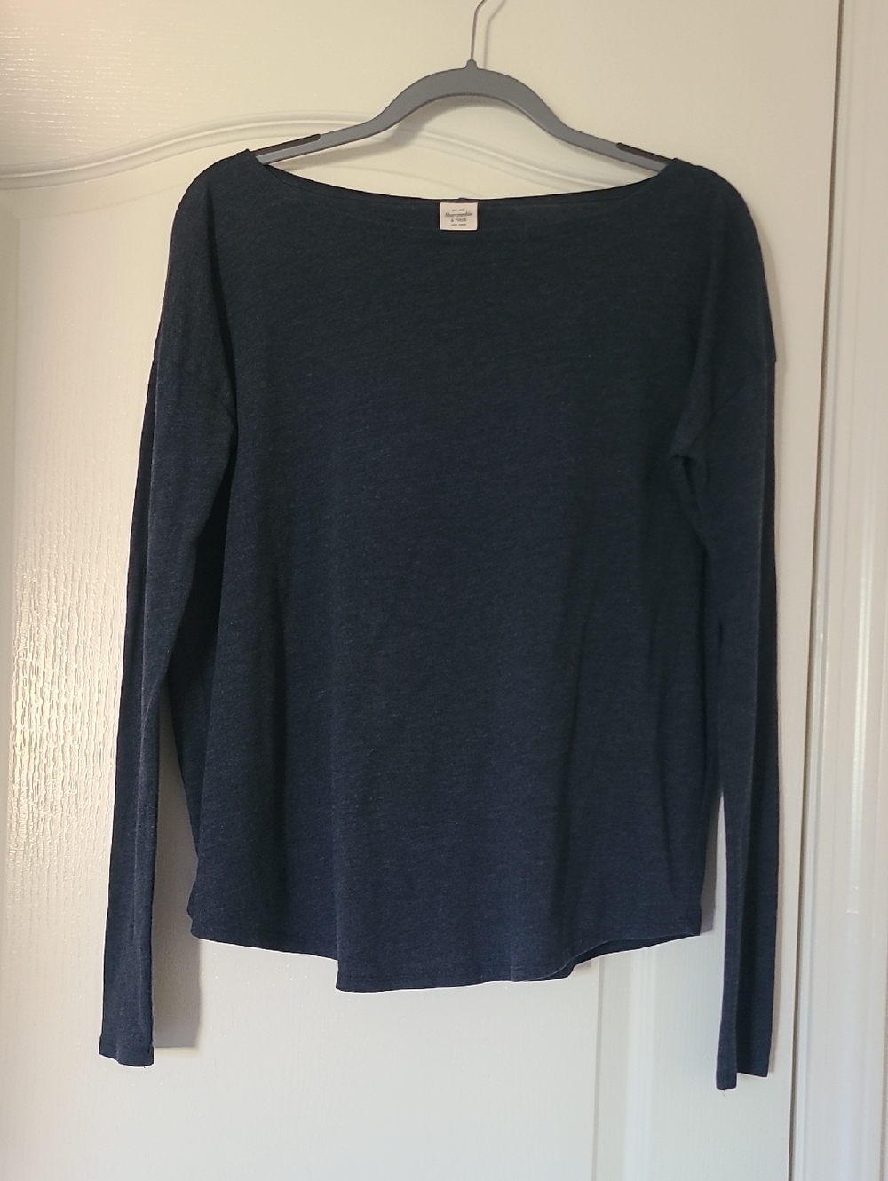 Abercrombie & Fitch Navy Gray Long Sleeve Boatneck Top Small Oversized Classic